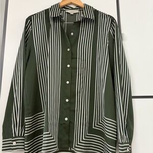 LOFT Green and White Geometric Button-Down Shirt and Pants Set